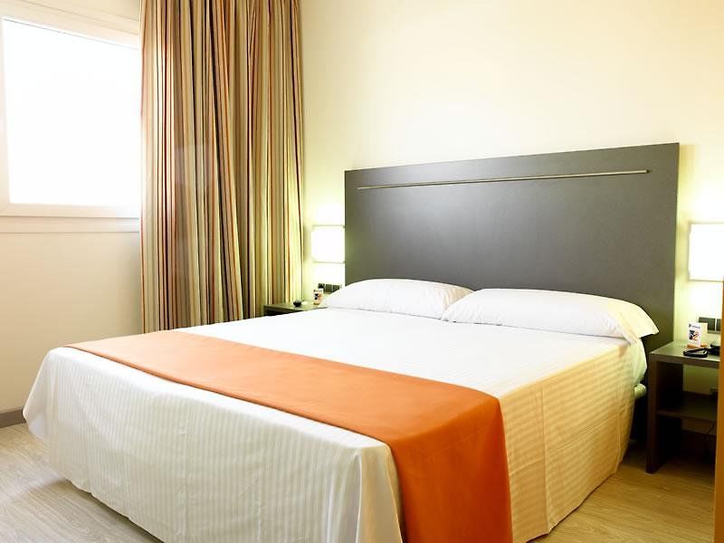 H2 Fuenlabrada Hotel Eksteriør billede